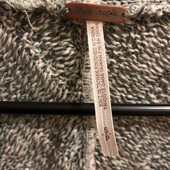 Cardigan - Picture 2 of 3